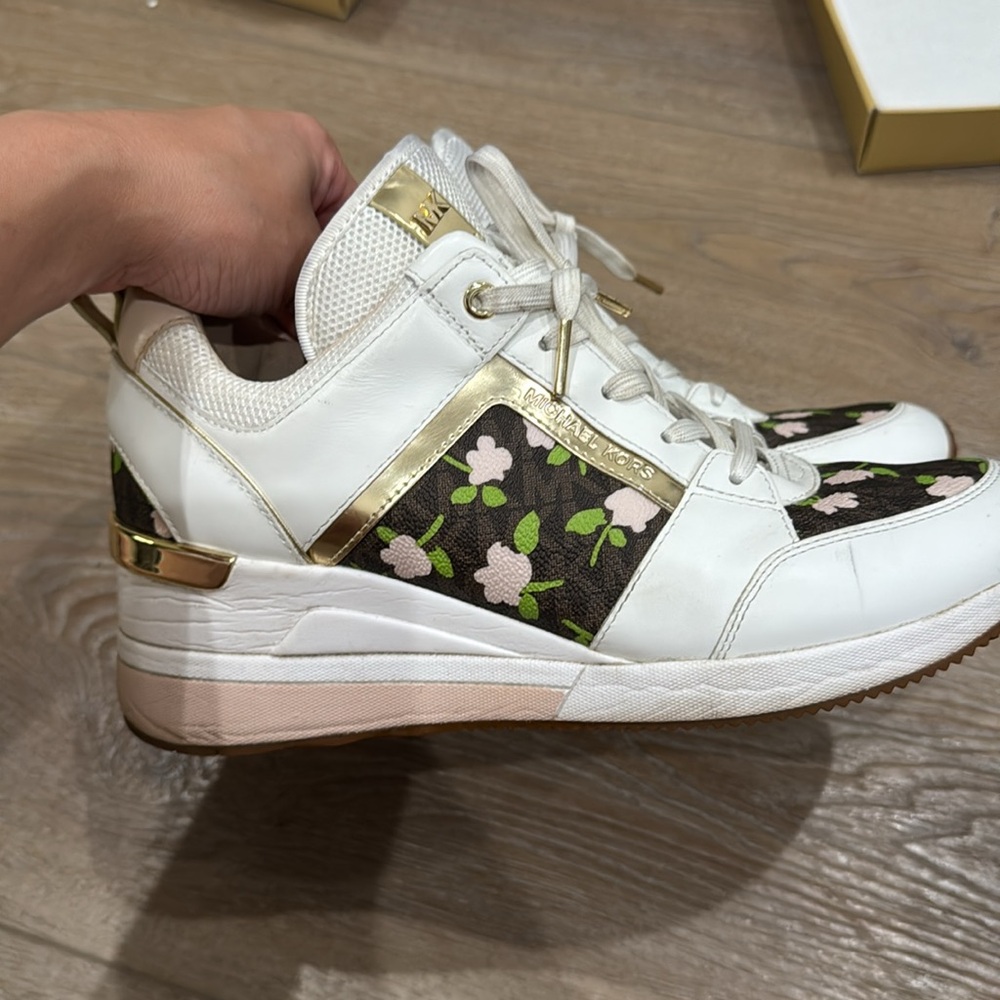 Michael Kors Georgie Trainer sneaker heels - Picture 6 of 9